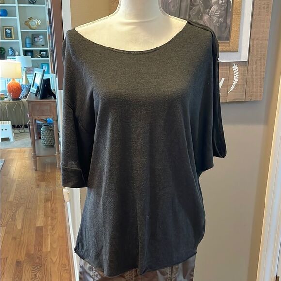 W118 by Walter Baker Charcoal Gray oversized Sweater - Picture 1 of 6